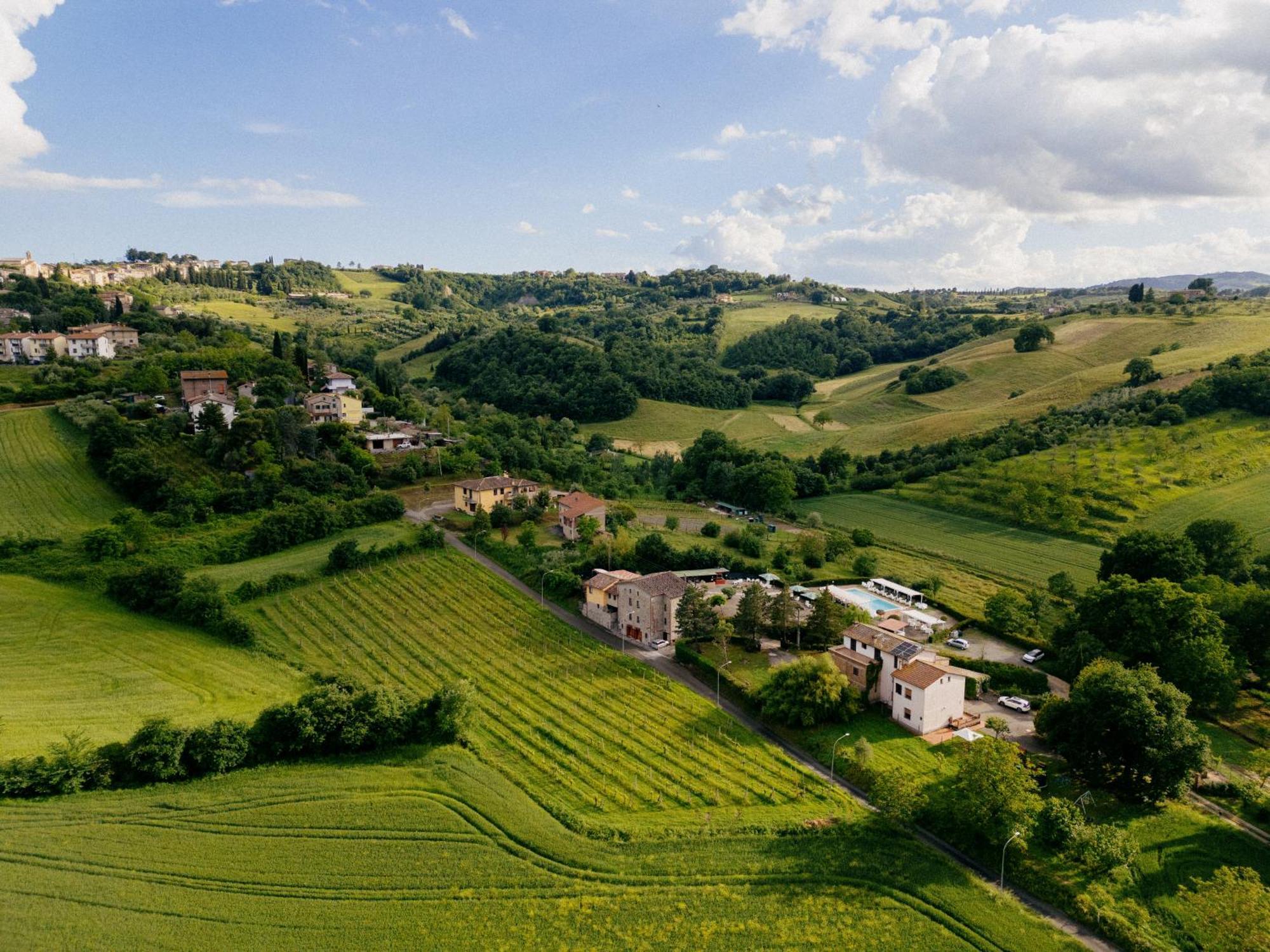 Casale Serena Fabro Luaran gambar