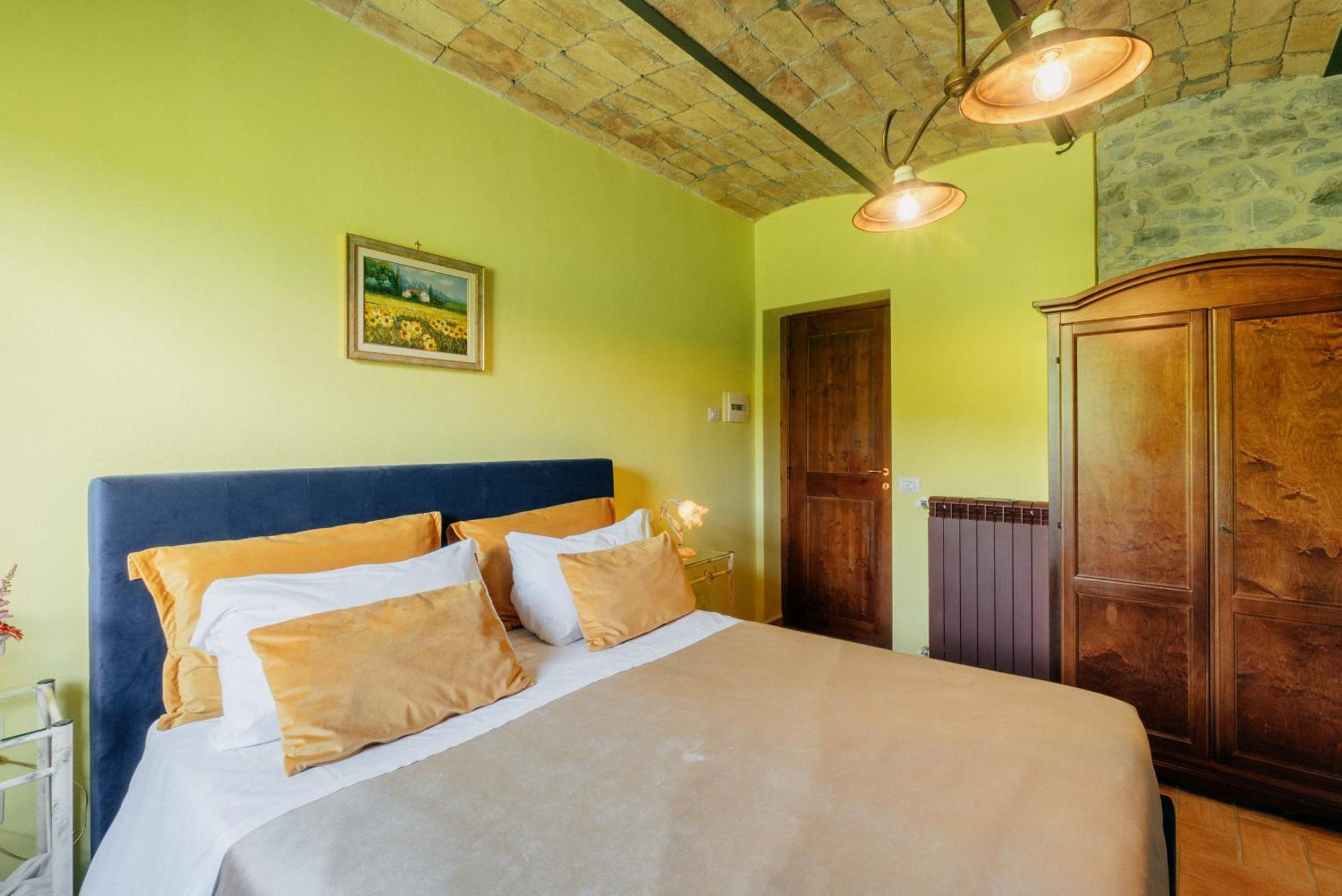 Casale Serena Fabro Luaran gambar