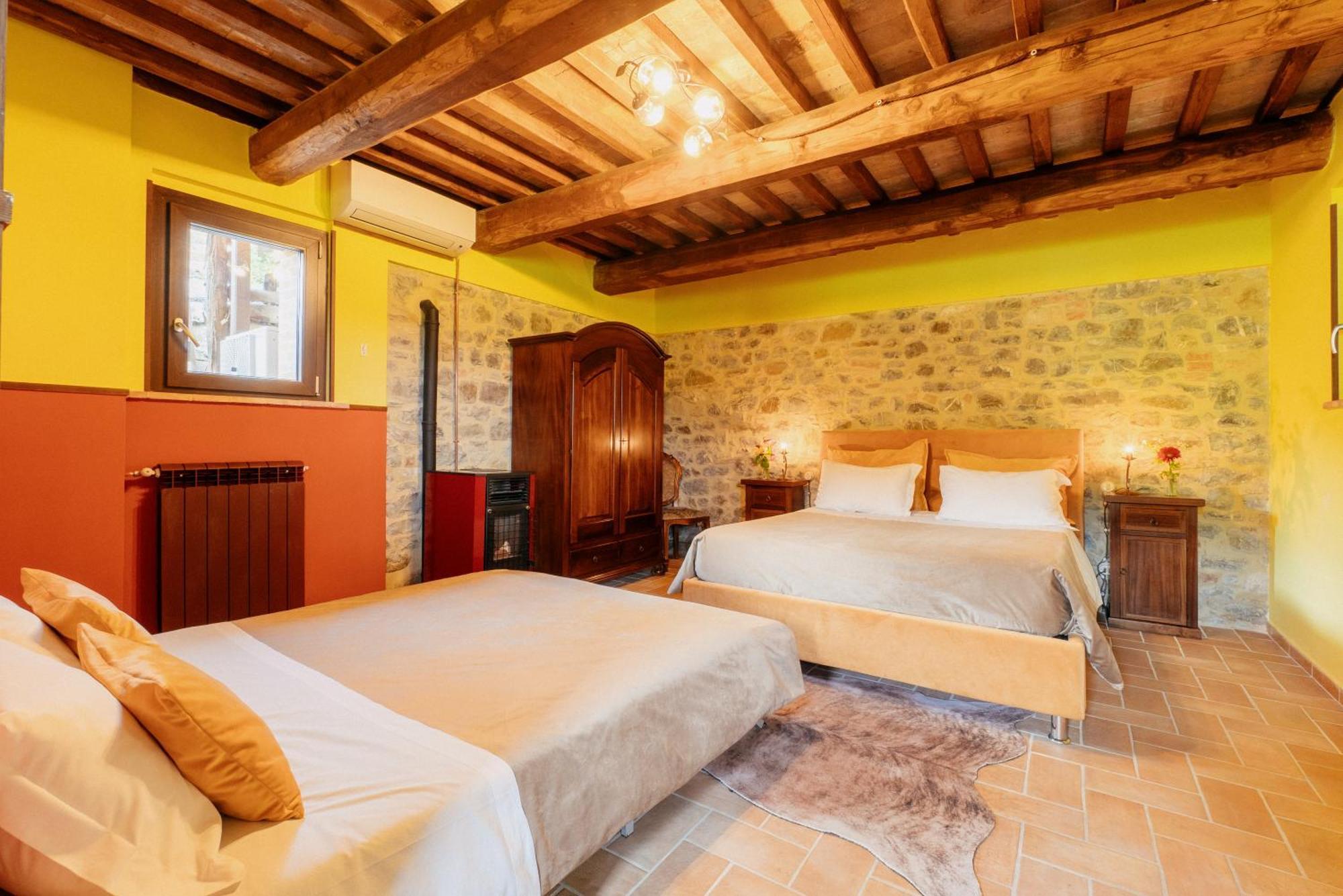 Casale Serena Fabro Luaran gambar